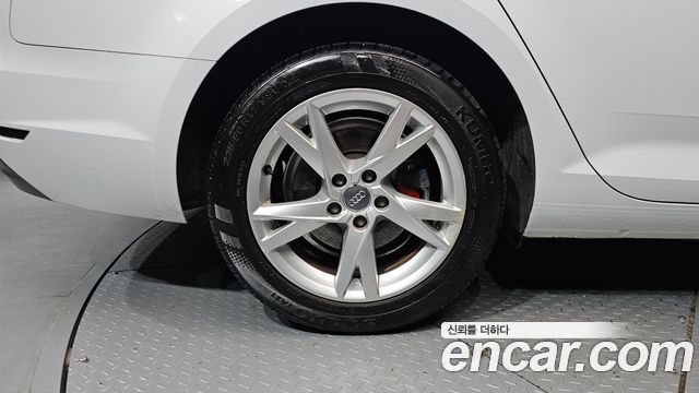 Audi A4 B9 35 TDI Premium - фото 4