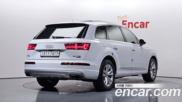 Audi Q7 45 TFSI Quattro - фото 1
