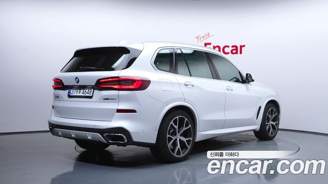BMW X5 G05 xDrive 45e M Sport - фото 1
