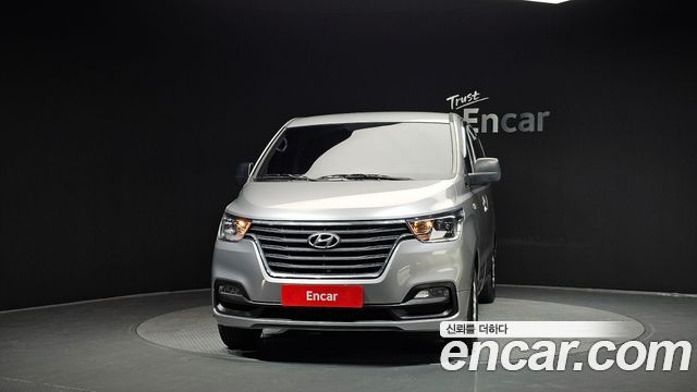 Hyundai Starex Новый Van 5-Seater Smart - фото 2