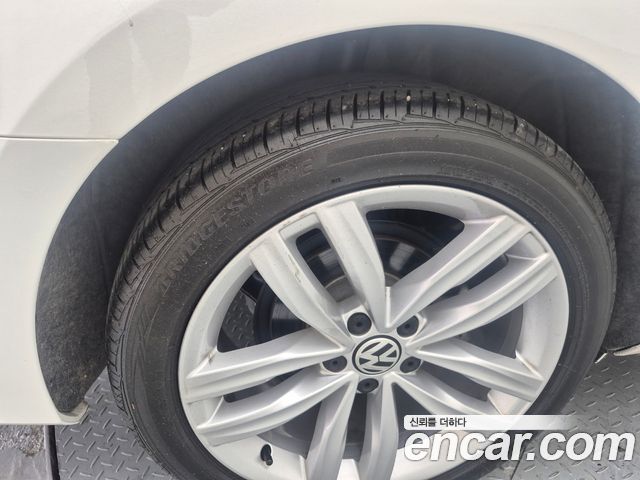 Volkswagen Passat Новый 2.0 TSI B7 - фото 4