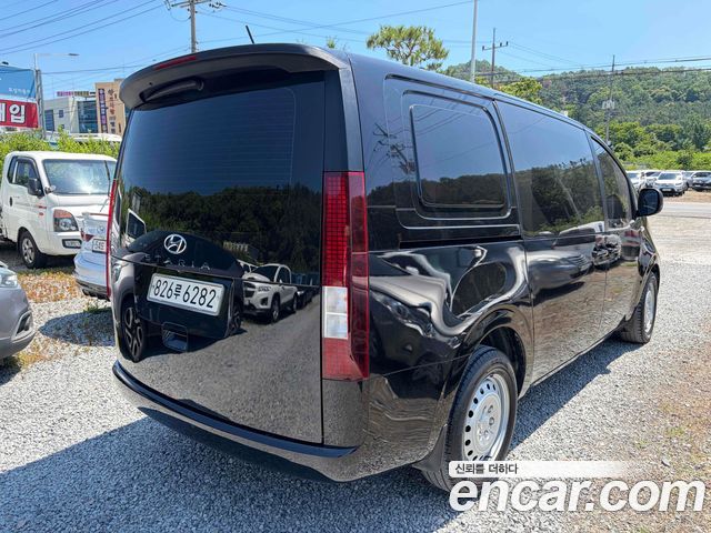 Hyundai Staria Cargo 5-Seater Smart - фото 1