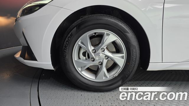 Hyundai Avante CN7 1.6 Smart - фото 4