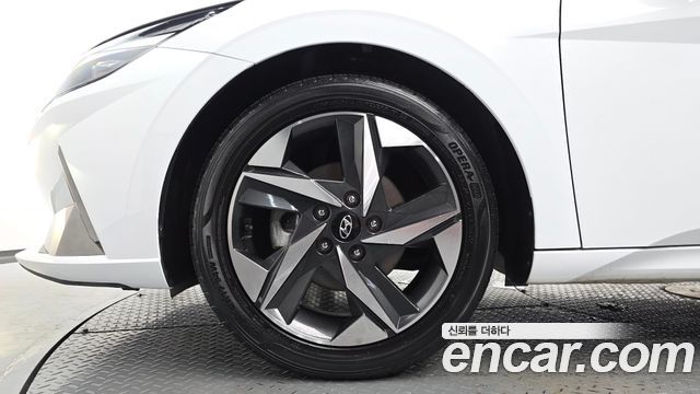 Hyundai Avante CN7 1.6 Inspiration - фото 4