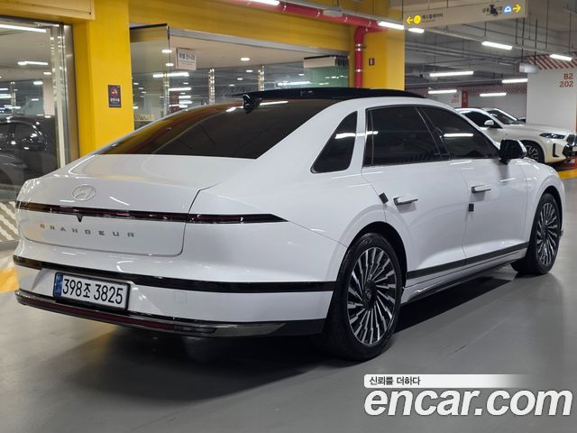 Hyundai Grandeur GN7, гибрид Calligraphy - фото 2