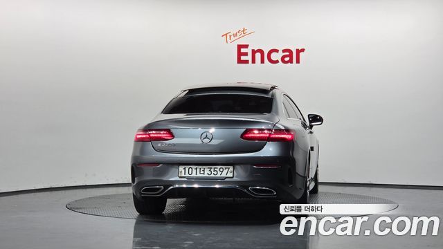 Mercedes-Benz E-Class W213 E220d Coupe - фото 3