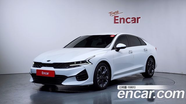 Kia K5 3-го поколения 2.0 Prestige - фото 0