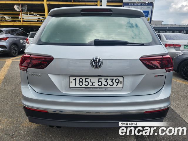 Volkswagen Tiguan 2-го поколения 2.0 TDI 4Motion Prestige - фото 3