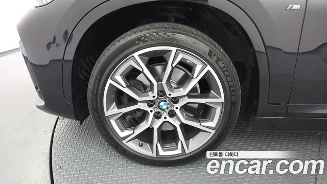 BMW X1 F48 xDrive 20i M Sport - фото 3