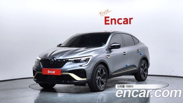 Renault Samsung Arkana 1.6 E-TECH Iconic Design Package - фото 0