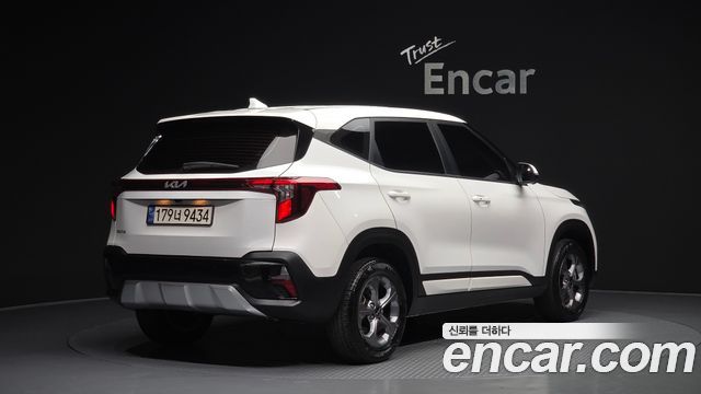 Kia Seltos Новый Gasoline 2.0 2WD Prestige - фото 1