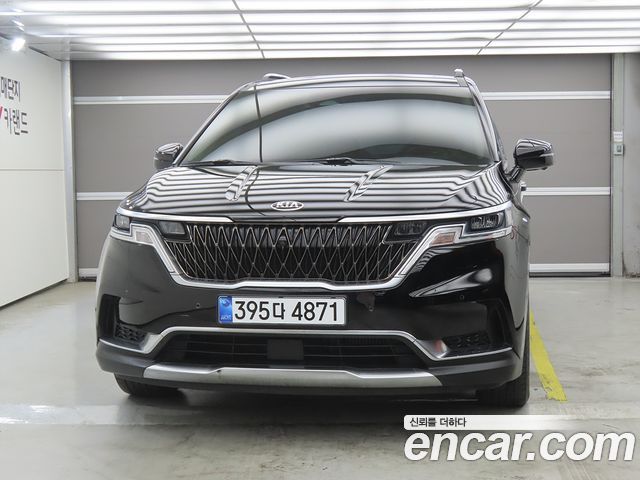 Kia Carnival 4-го поколения 9-Seater Noblesse - фото 1
