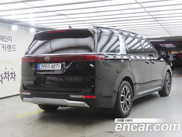 Kia Carnival 4-го поколения 9-Seater Noblesse - фото 3