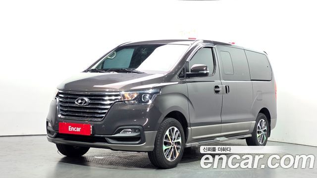 Hyundai Starex Новый 4WD Urban 9-Seater Exclusive - фото 0