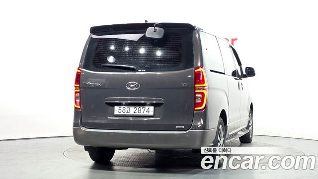 Hyundai Starex Новый 4WD Urban 9-Seater Exclusive - фото 3
