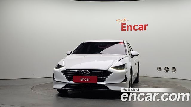Hyundai Sonata DN8 2.0 Premium - фото 2