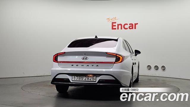 Hyundai Sonata DN8 2.0 Premium - фото 3