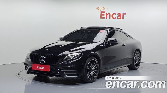 Mercedes-Benz E-Class W213 E220d Coupe - фото 0