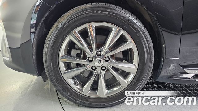 Kia Carnival Новый 9-Seater Prstige - фото 4