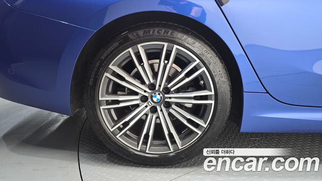 BMW 3-Series G20 320i M Sport - фото 4