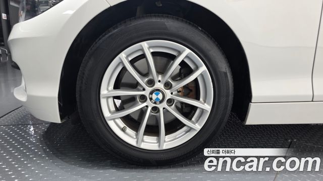 BMW 1-Series F20 118d JOY 5DOOR - фото 4