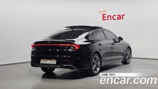 Kia K5 3-го поколения 2.0 Signature - фото 1