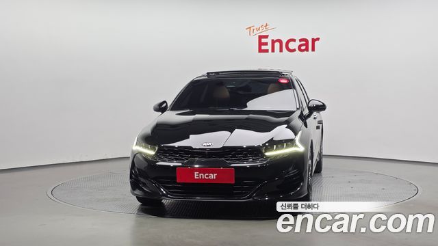 Kia K5 3-го поколения 2.0 Signature - фото 2