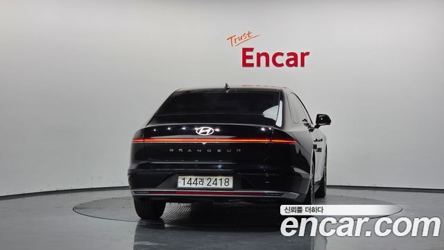 Hyundai Grandeur GN7, гибрид Premium - фото 3