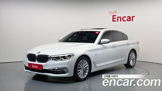BMW 5-Series G30 520d Luxury Special Edition - фото 0