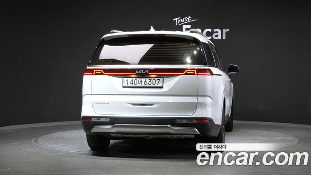 Kia Carnival 4-го поколения 9-Seater Signature - фото 3