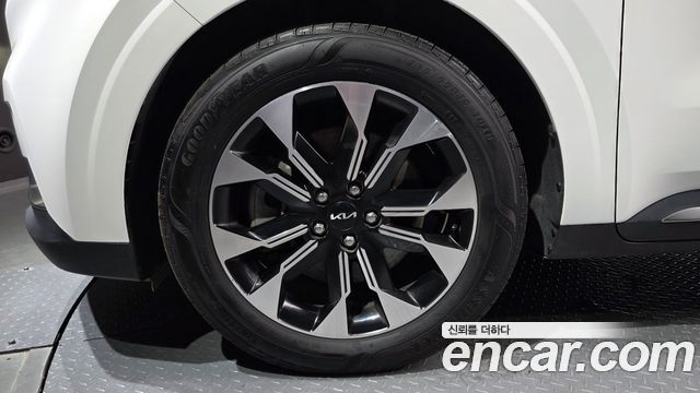 Kia Carnival 4-го поколения 9-Seater Signature - фото 4