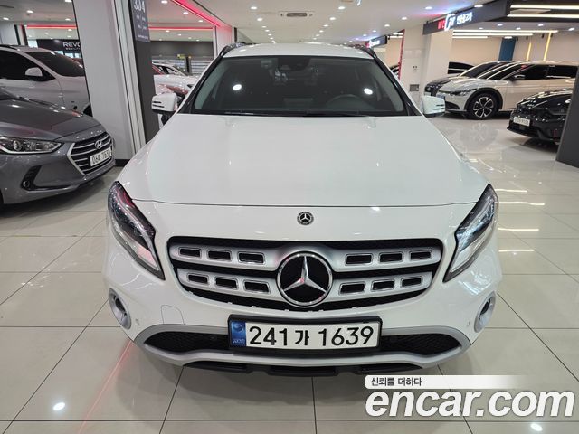 Mercedes-Benz GLA-Class X156 GLA220 - фото 2