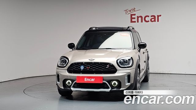 Mini Countryman ALL4 Classic Launch Pack 2nd - фото 1
