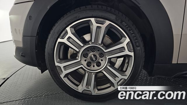 Mini Countryman ALL4 Classic Launch Pack 2nd - фото 3