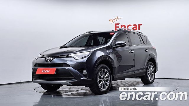 Toyota RAV4 2.5 2WD 4th - фото 0