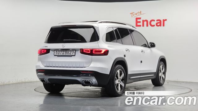 Mercedes-Benz GLB-Class X247 GLB220 - фото 1