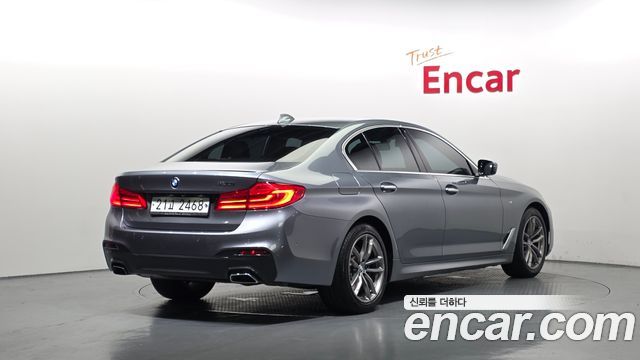BMW 5-Series G30 530i M Sport Package Plus - фото 1