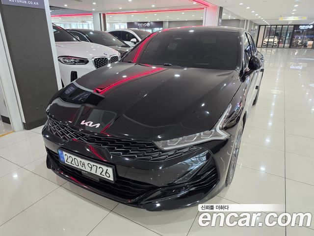 Kia K5 3-го поколения 2.0 Signature - фото 0