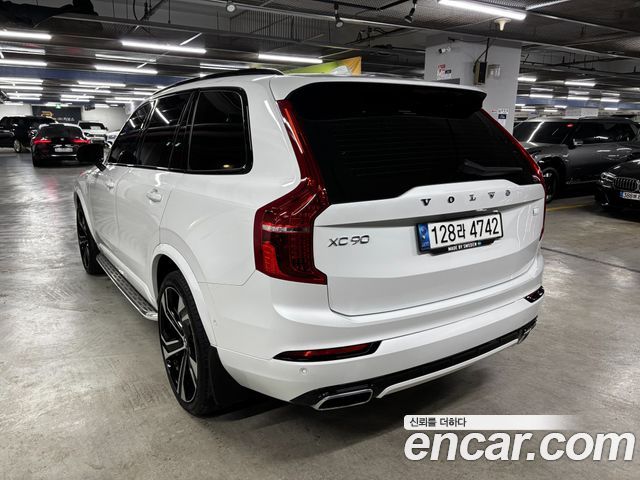 Volvo XC90 2-го поколения T8 R-Design Hybrid - фото 1