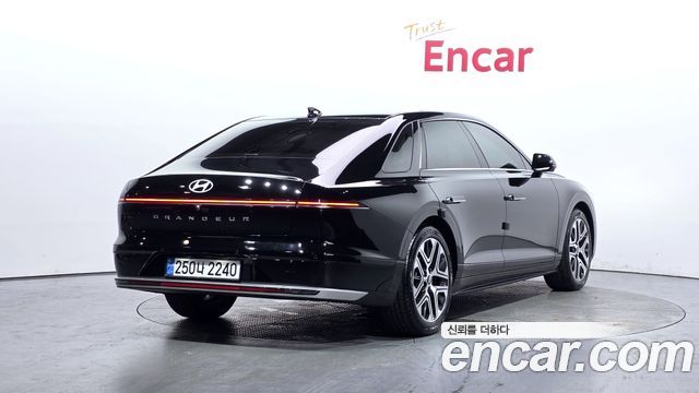 Hyundai Grandeur GN7, гибрид Exclusive - фото 1