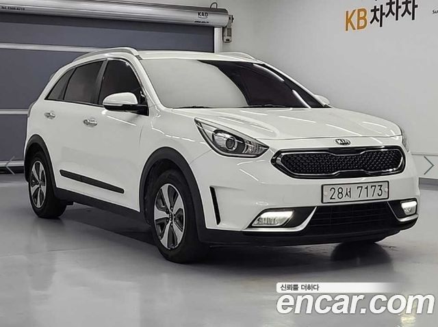 Kia Niro Prestige - фото 3