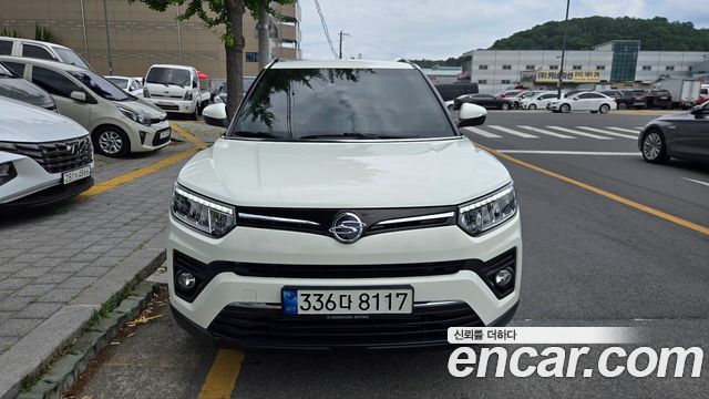 SsangYong Tivoli Gasoline 1.5 2WD V3 - фото 1