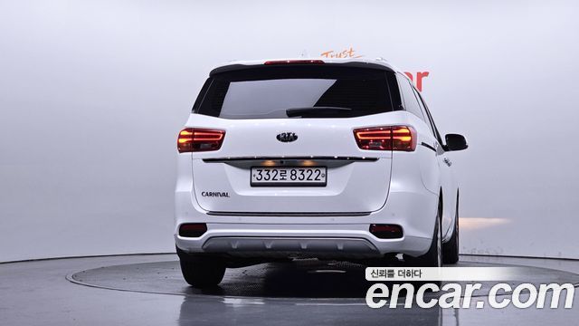 Kia Carnival Новый 9-Seater Prstige - фото 3