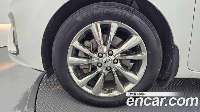 Kia Carnival Новый 9-Seater Prstige - фото 4