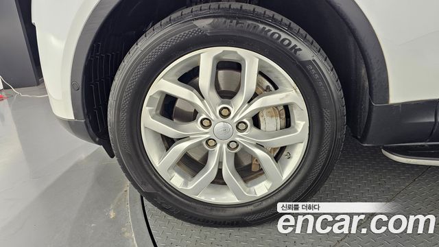 Land Rover Discovery 3.0 SD6 SE - фото 4