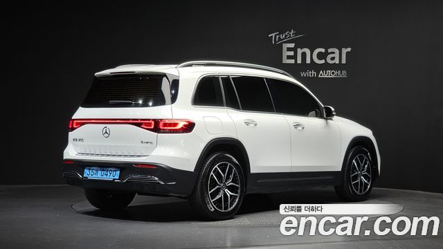 Mercedes-Benz EQB X243 EQB300 4MATIC AMG Line - фото 1