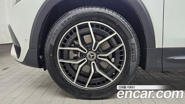 Mercedes-Benz EQB X243 EQB300 4MATIC AMG Line - фото 4