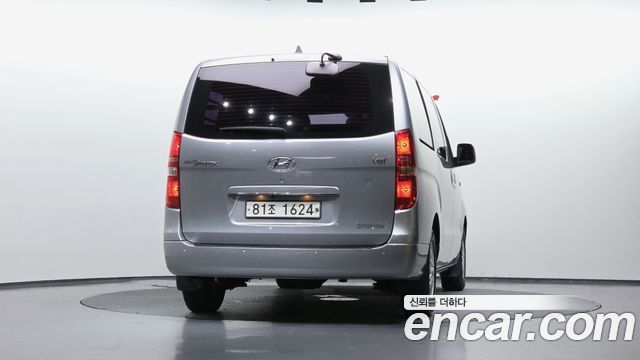 Hyundai Starex Новый Van 5-Seater Modern - фото 3