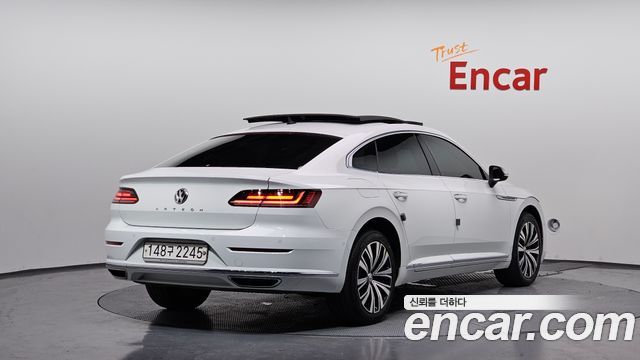Volkswagen Arteon 2.0 TDI Premium - фото 1