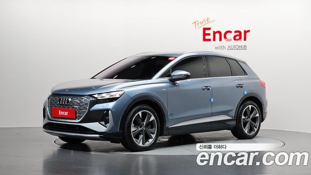 Audi Q4 e-tron F4 40 Premium - фото 0
